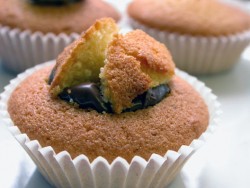 Мъж умря в състезание по ядене на кейк